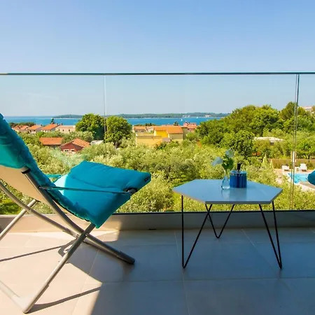 Horizont With Sea View