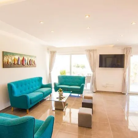 فيلة Horizont With Sea View فاجانا