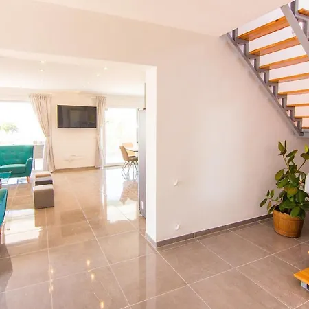 Villa Horizont With Sea View Fažana